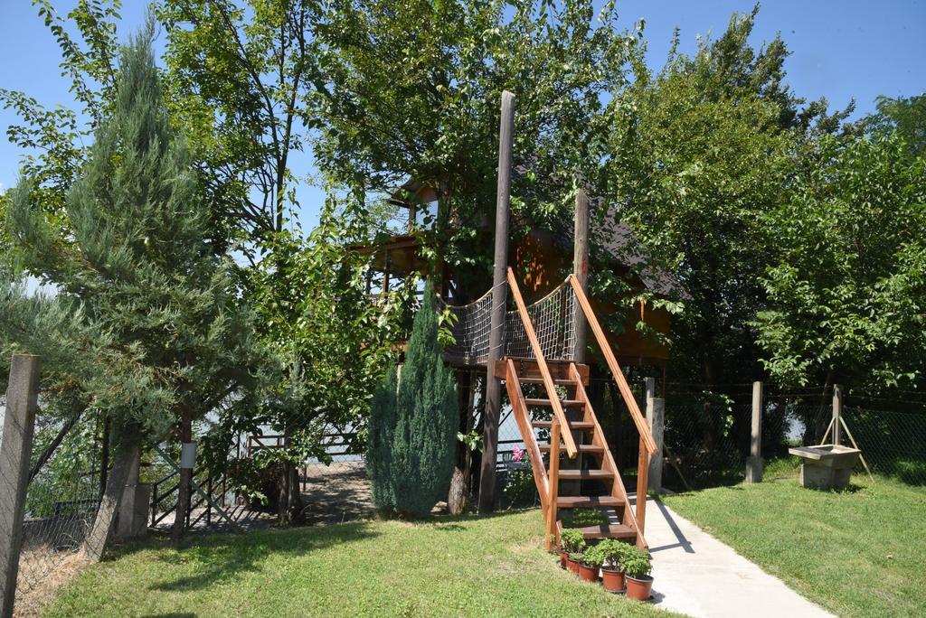 Banja Koviljača Holiday Home Kucica Na Drvetu المظهر الخارجي الصورة